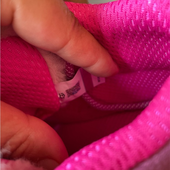 UGG® Highland Hi Heritage Sneaker - Little Kid / Big Kid - Raspberry Sorbet - Picture 8 of 11